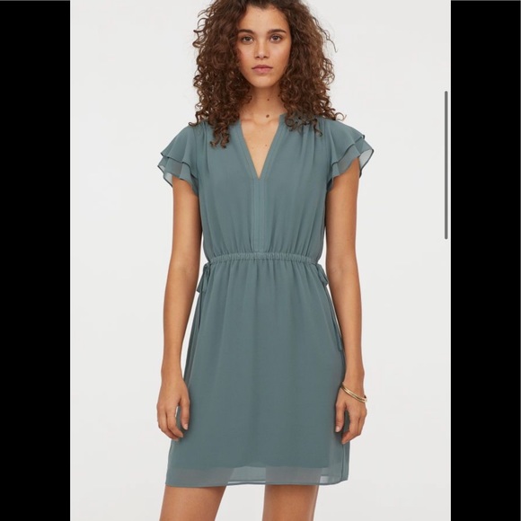 NWOT H&M V-neck dress size Small - Picture 10 of 10